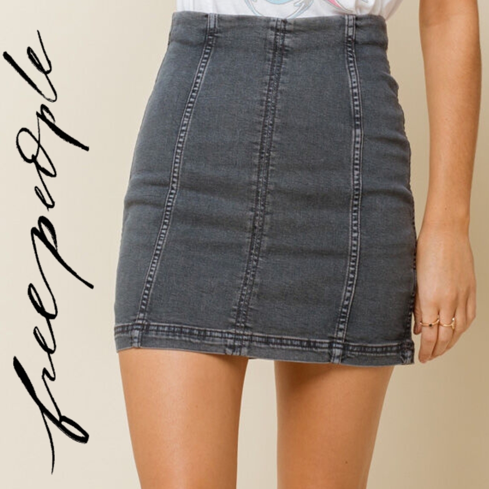 FREE PEOPLE Modern Femme Dark Blue Wash Denim Mini Skirt Size 12